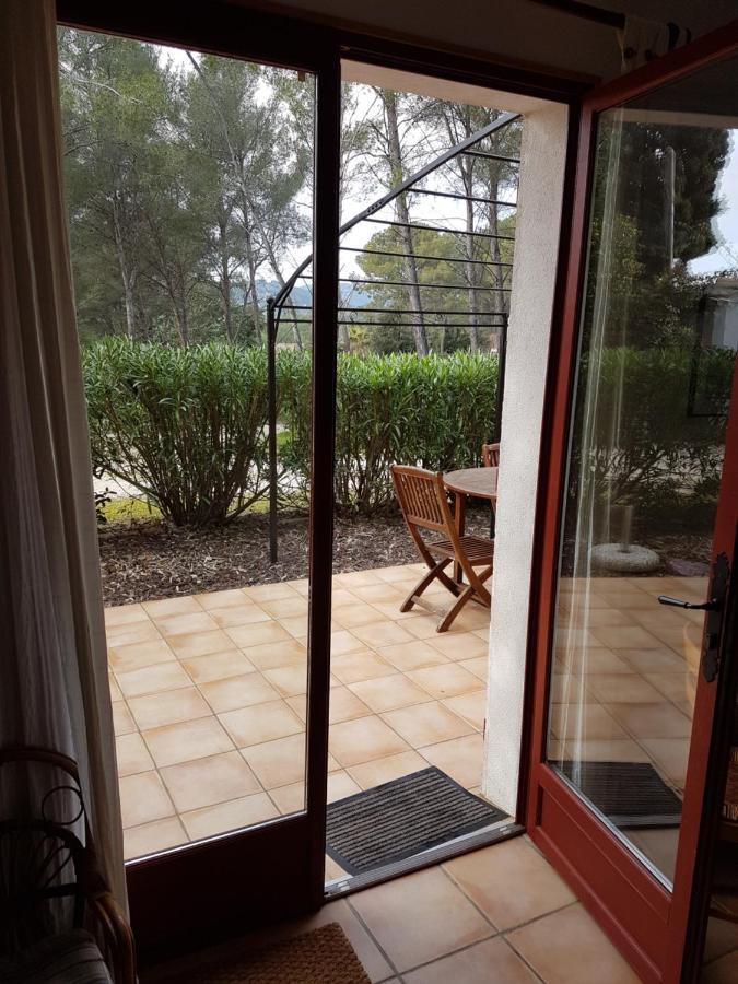 Petite Maison Entre Sanary Et Bandol Екстериор снимка