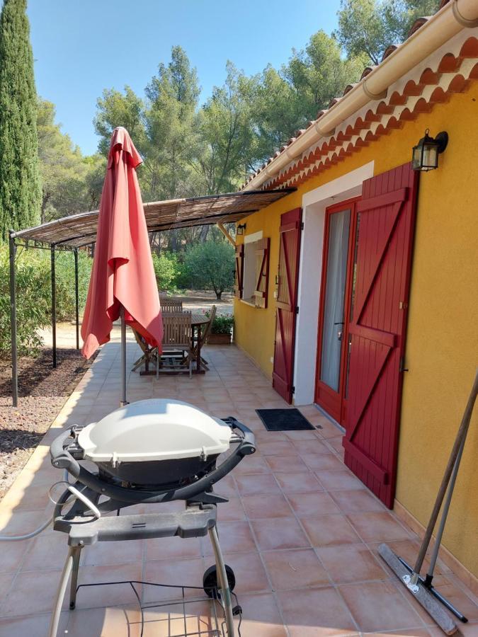 Petite Maison Entre Sanary Et Bandol Екстериор снимка